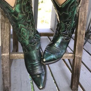 Vintage Women’s Cowboy Boots